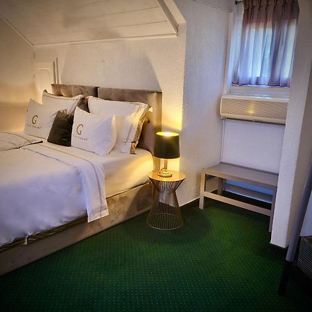Villa Giardino Heritage Boutique Hotel Bol Kamer foto