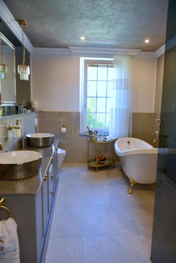 Villa Giardino Heritage Boutique Hotel Bol Buitenkant foto