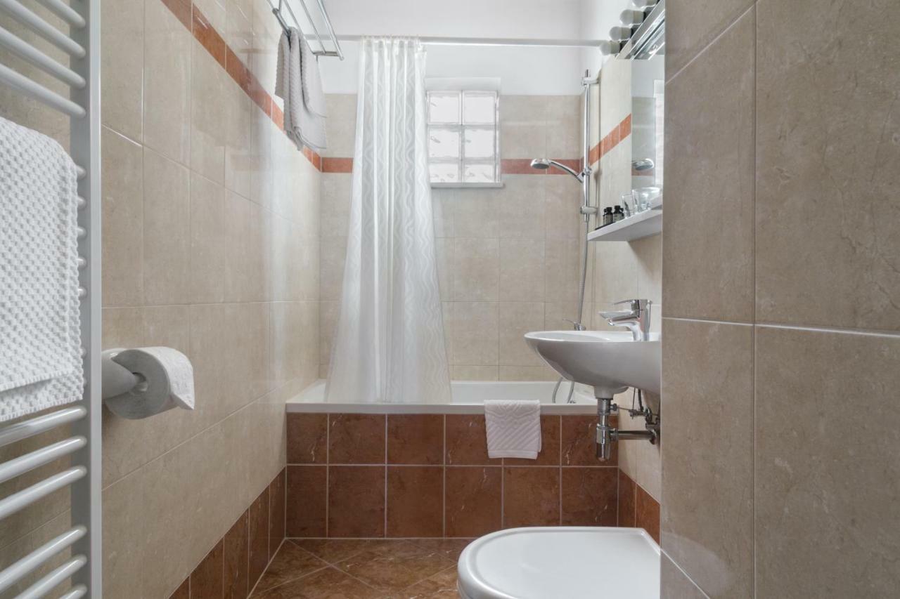 Villa Giardino Heritage Boutique Hotel Bol Buitenkant foto